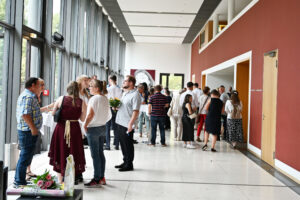Ausklang im Foyer© LGB
